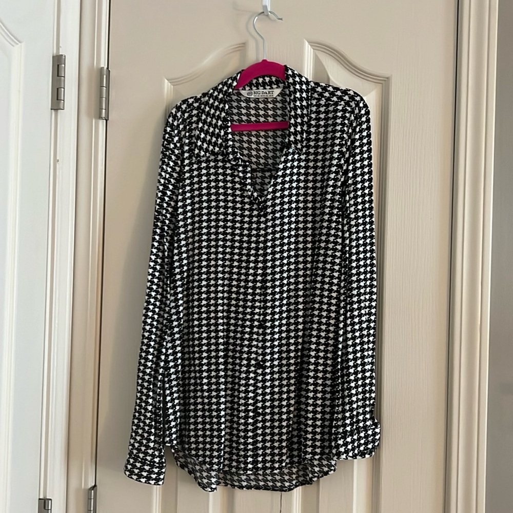 Houndstooth blouse